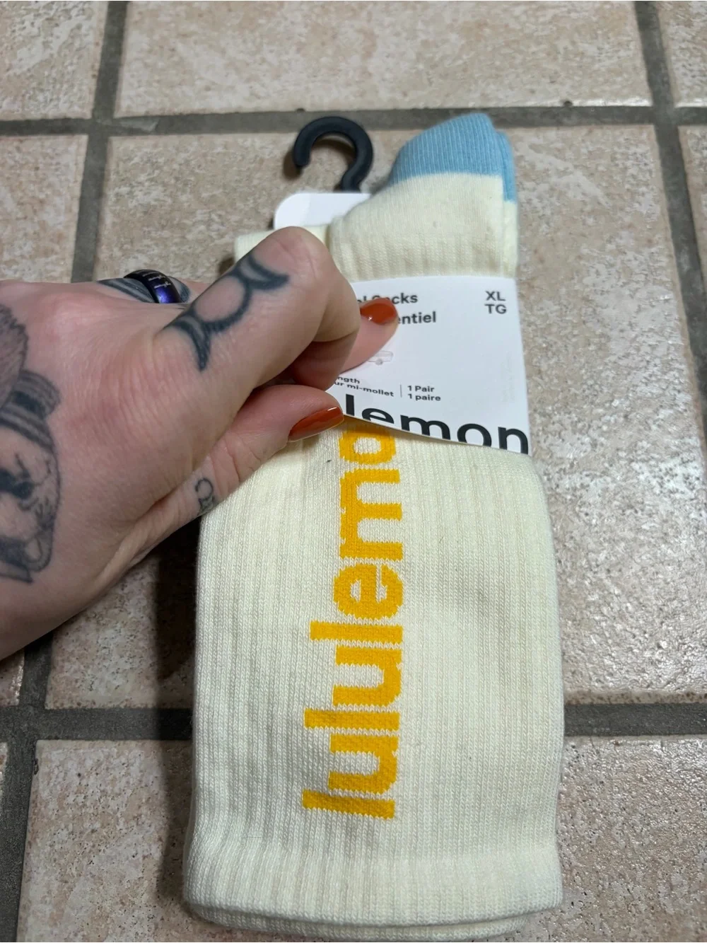 NWT Lululemon Daily Essential Socks *Crew (Coconut Ivory/Seafoam/Buttercup) XL